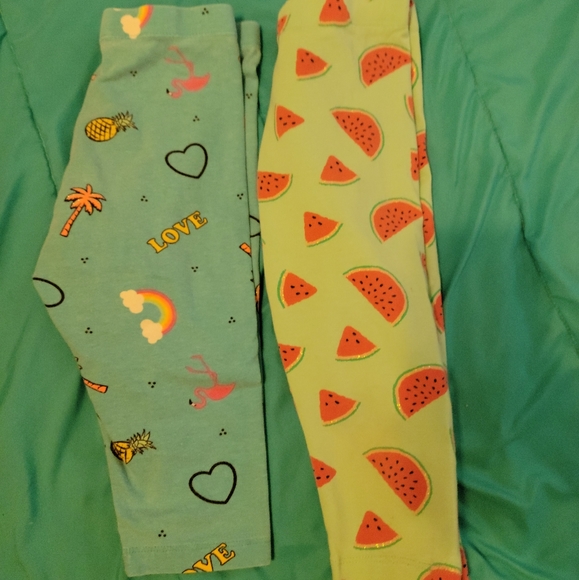 ** Savings Bundle 4 **2 pairs girl leggings and 2 pair of girls legging capri - Picture 2 of 2